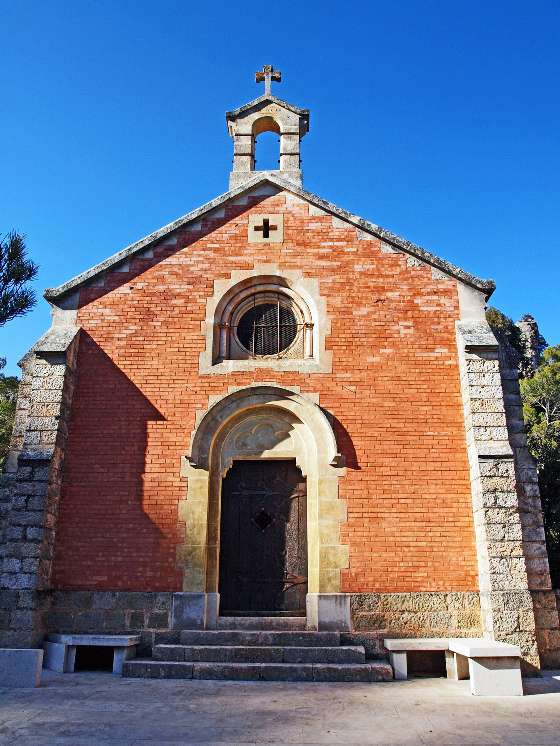 Église Saint-Pierre - Cotignac